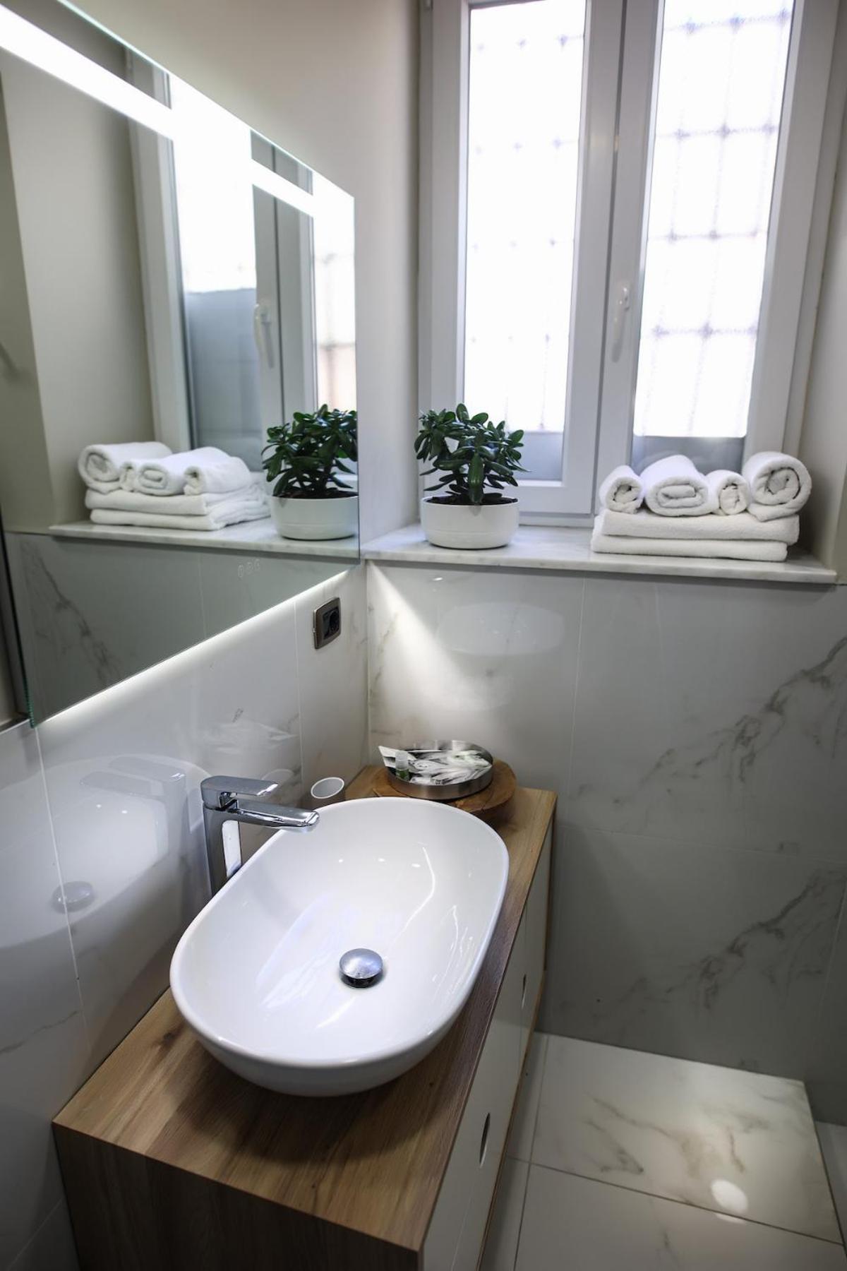 Apartment Fflats Modern In The Heart Of - 201 *